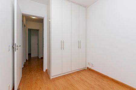 Suíte de apartamento para alugar com 3 quartos, 75m² em Jardim Aeroporto, São Paulo