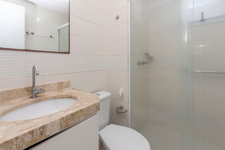Banheiro da Suíte de apartamento para alugar com 3 quartos, 75m² em Jardim Aeroporto, São Paulo