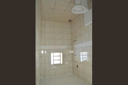Casa para alugar com 240m², 4 quartos e 2 vagasBanheiro 1