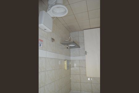 Casa para alugar com 240m², 4 quartos e 2 vagasBanheiro 1