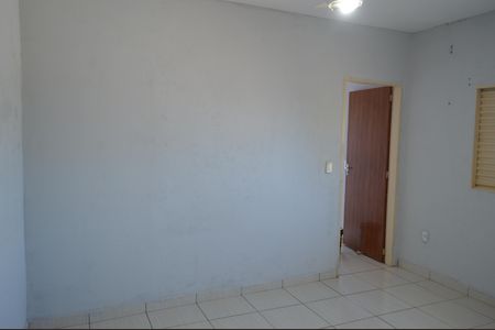 Casa para alugar com 240m², 4 quartos e 2 vagasSuíte 2