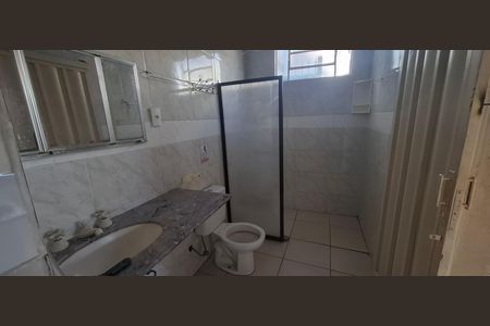 Casa para alugar com 240m², 4 quartos e 2 vagas Casa para alugar com 240m², 4 quartos e 2 vagasBanheiro 2