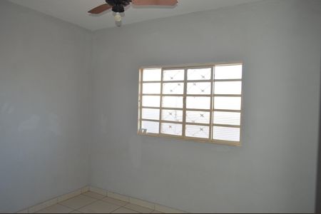 Casa para alugar com 240m², 4 quartos e 2 vagasQuarto 2