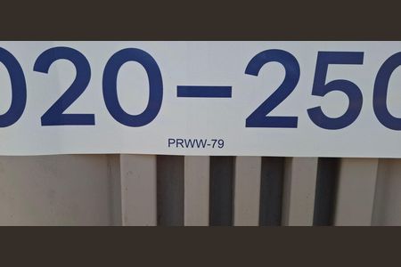 Placa instalada em 17/07 com o código PRWW-79 de casa para alugar com 4 quartos, 240m² em Parque Anhanguera, Ribeirão Preto