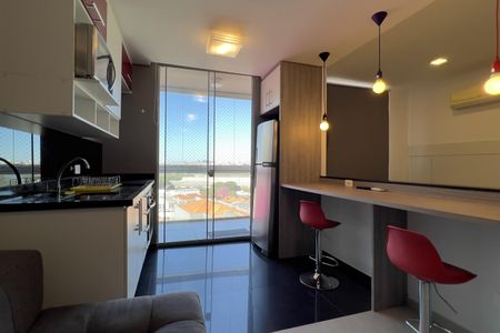 Sala/cozinha de apartamento para alugar com 1 quarto, 38m² em Vila Augusta, Guarulhos