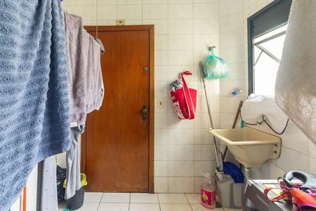 Apartamento para alugar com 122m², 3 quartos e 2 vagas Apartamento para alugar com 122m², 3 quartos e 2 vagasÁrea de Serviço