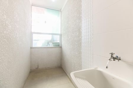 Área de Serviço e Espaço Garden de apartamento para alugar com 2 quartos, 47m² em Chácara Seis de Outubro, São Paulo