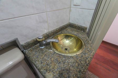Apartamento à venda com 128m², 3 quartos e 1 vaga Apartamento à venda com 128m², 3 quartos e 1 vagaBanheiro 2