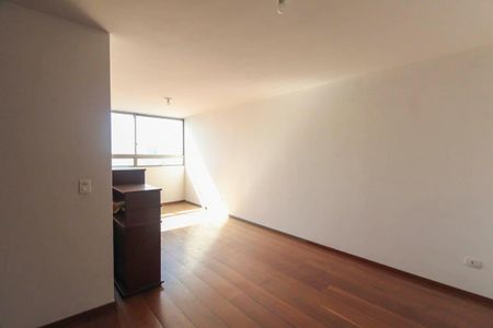 Apartamento à venda com 128m², 3 quartos e 1 vaga Apartamento à venda com 128m², 3 quartos e 1 vagaSala