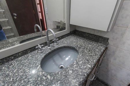 Apartamento à venda com 128m², 3 quartos e 1 vaga Apartamento à venda com 128m², 3 quartos e 1 vagaBanheiro 1