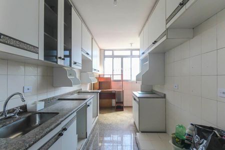 Apartamento à venda com 128m², 3 quartos e 1 vaga Apartamento à venda com 128m², 3 quartos e 1 vagaCozinha