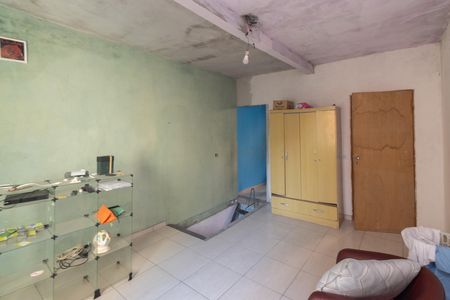 Quarto de casa para alugar com 3 quartos, 150m² em Jardim Joana D’arc, São Paulo