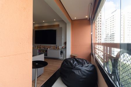 Apartamento à venda com 96m², 3 quartos e 2 vagas Apartamento à venda com 96m², 3 quartos e 2 vagasVaranda da Sala
