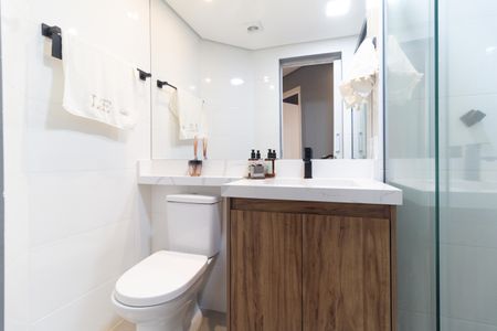 Apartamento à venda com 96m², 3 quartos e 2 vagas Apartamento à venda com 96m², 3 quartos e 2 vagasBanheiro Social