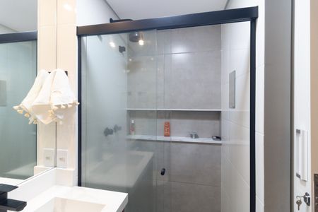 Apartamento à venda com 96m², 3 quartos e 2 vagas Apartamento à venda com 96m², 3 quartos e 2 vagasBanheiro Social