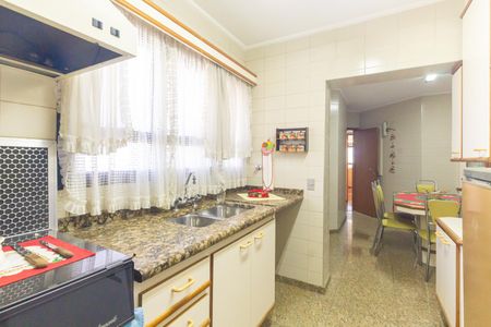 Cozinha  de apartamento para alugar com 3 quartos, 172m² em Tatuapé, São Paulo