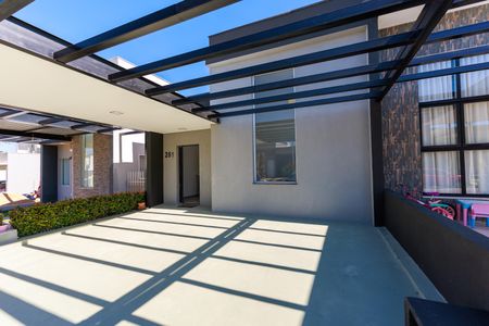Casa de condomínio para alugar com 189m², 3 quartos e 2 vagas