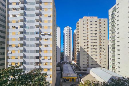 Apartamento para alugar com 70m², 2 quartos e sem vaga