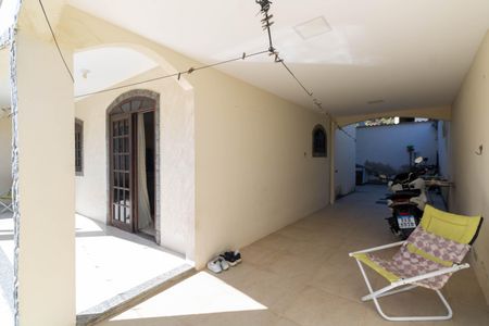 Garagem de casa à venda com 2 quartos, 98m² em Campo Grande, Rio de Janeiro