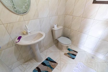 Casa à venda com 98m², 2 quartos e 3 vagas Casa à venda com 98m², 2 quartos e 3 vagasBanheiro