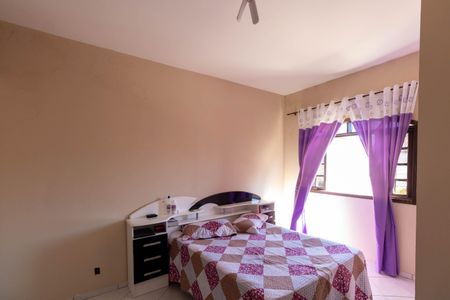 Casa à venda com 98m², 2 quartos e 3 vagas Casa à venda com 98m², 2 quartos e 3 vagasQuarto 4