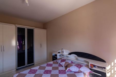 Casa à venda com 98m², 2 quartos e 3 vagas Casa à venda com 98m², 2 quartos e 3 vagasQuarto 4