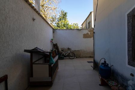 Casa à venda com 98m², 2 quartos e 3 vagas Casa à venda com 98m², 2 quartos e 3 vagasÁrea externa