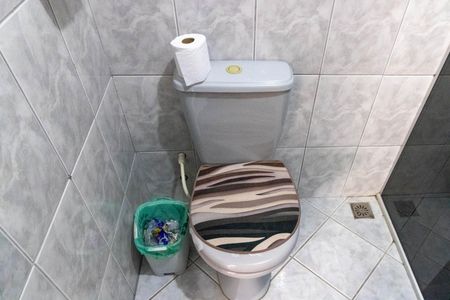 Casa à venda com 98m², 2 quartos e 3 vagas Casa à venda com 98m², 2 quartos e 3 vagasBanheiro 2