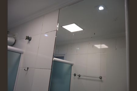 Banheiro suíte de casa à venda com 3 quartos, 152m² em Vila Rica, São Paulo