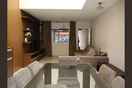 Sala de casa à venda com 3 quartos, 152m² em Vila Rica, São Paulo