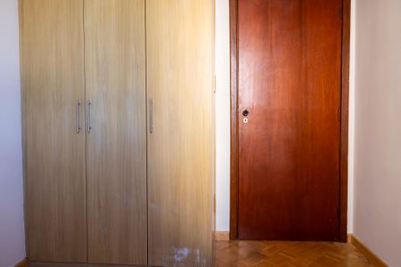 Apartamento para alugar com 74m², 3 quartos e 1 vaga Apartamento para alugar com 74m², 3 quartos e 1 vagaQuarto 2
