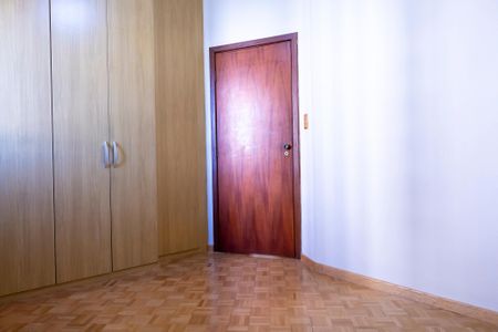 Apartamento para alugar com 74m², 3 quartos e 1 vaga Apartamento para alugar com 74m², 3 quartos e 1 vagaQuarto 1