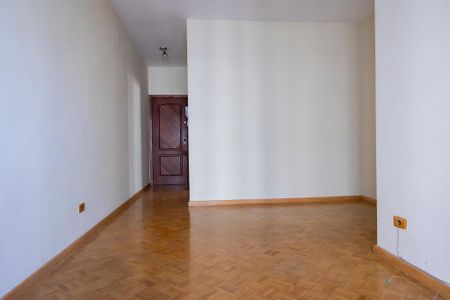 Apartamento para alugar com 74m², 3 quartos e 1 vaga Apartamento para alugar com 74m², 3 quartos e 1 vagaSala
