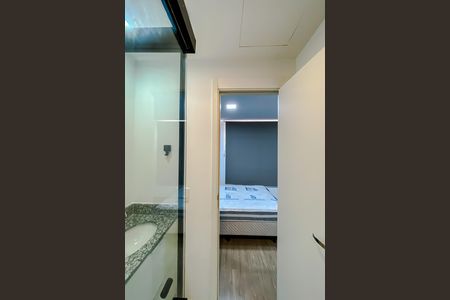 Banheiro de kitnet/studio para alugar com 1 quarto, 19m² em Brás, São Paulo