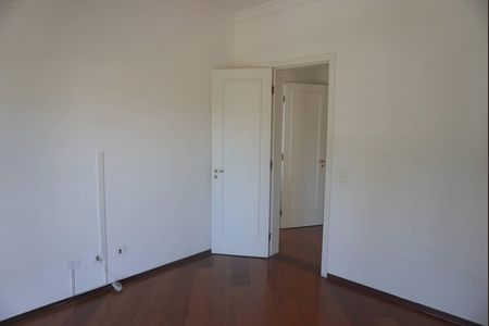 Casa de condomínio para alugar com 455m², 4 quartos e 6 vagas Casa de condomínio para alugar com 455m², 4 quartos e 6 vagasSuite 4