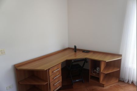 Casa de condomínio para alugar com 455m², 4 quartos e 6 vagasEscritório