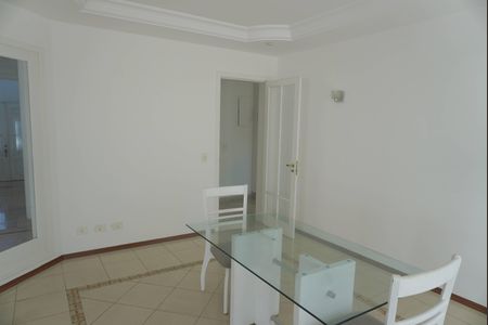 Casa de condomínio para alugar com 455m², 4 quartos e 6 vagas Casa de condomínio para alugar com 455m², 4 quartos e 6 vagasSala de Jantar