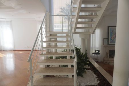Casa de condomínio para alugar com 455m², 4 quartos e 6 vagas Casa de condomínio para alugar com 455m², 4 quartos e 6 vagasPiso Superior