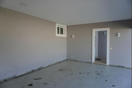 Garagem de casa de condomínio para alugar com 4 quartos, 455m² em Residencial Morada dos Lagos, Barueri