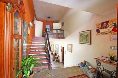 Casa à venda com 4 quartos, 500m² em Pacaembu, São Paulo