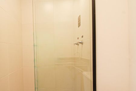 Apartamento para alugar com 42m², 2 quartos e sem vagaBanheiro
