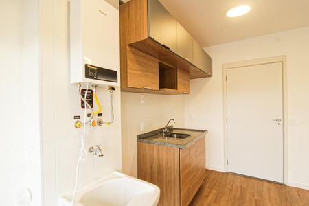 Área de Serviço de apartamento para alugar com 2 quartos, 42m² em Vila Santa Edwiges, São Paulo
