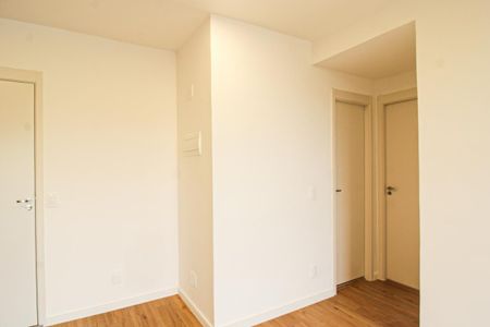 Sala de apartamento para alugar com 2 quartos, 42m² em Vila Santa Edwiges, São Paulo