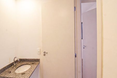 Apartamento para alugar com 42m², 2 quartos e sem vagaBanheiro