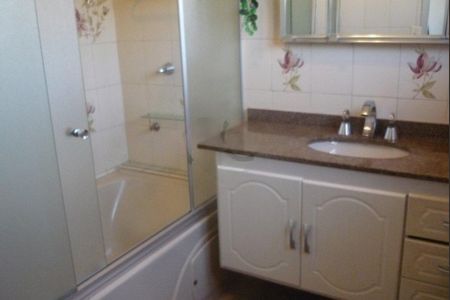 Casa à venda com 4 quartos, 260m² em Vila Pauliceia, São Paulo