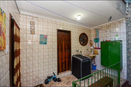 Casa à venda com 170m², 4 quartos e 4 vagas Casa à venda com 170m², 4 quartos e 4 vagasÁrea de Serviço