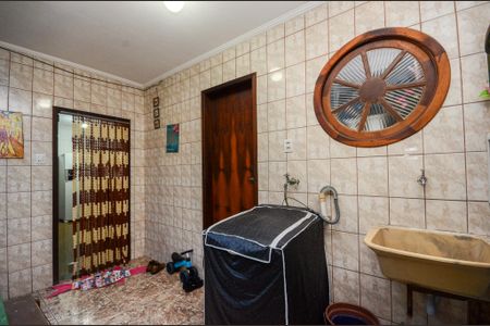 Área de Serviço de casa à venda com 4 quartos, 170m² em Vila Yara, São Paulo