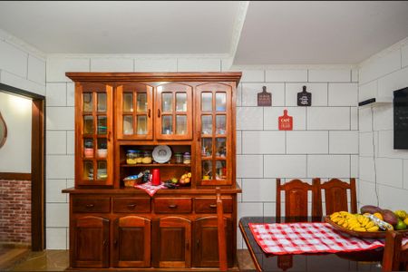 Casa à venda com 170m², 4 quartos e 4 vagas Casa à venda com 170m², 4 quartos e 4 vagasCozinha
