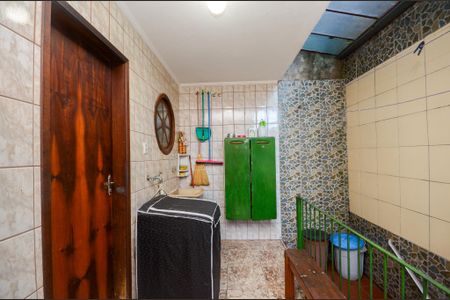 Casa à venda com 170m², 4 quartos e 4 vagas Casa à venda com 170m², 4 quartos e 4 vagasÁrea de Serviço