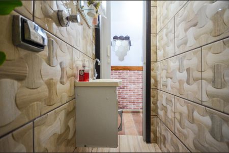 Lavabo de casa à venda com 4 quartos, 170m² em Vila Yara, São Paulo